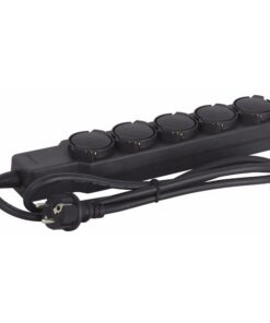 Multisocket Schuko 5-way IP-20, max 16A.