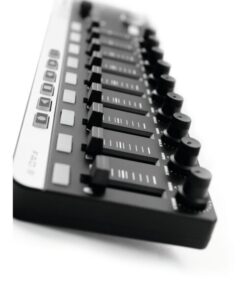 OMNITRONIC FAD-9 MIDI Controller