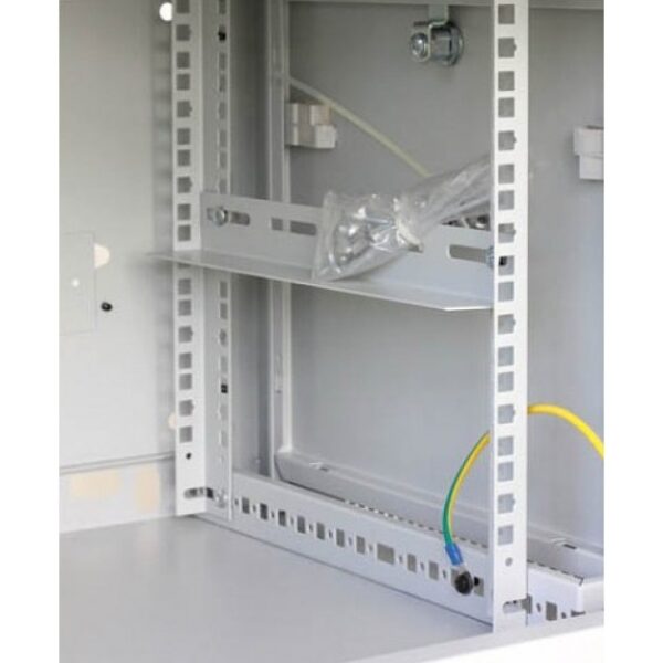 Staffa a L Laterale per Rack 19'' a Muro Prof. 600mm Nero