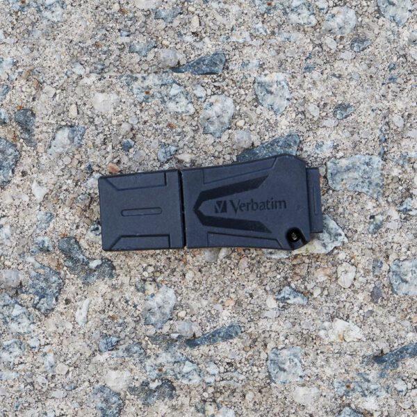 Memoria USB ToughMAX 16GB