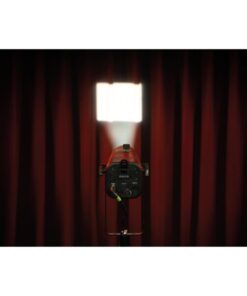 Performer Profile Zoom 150 Q6 LED da teatro RGBACL 150 W