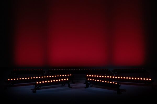 Sonus Bar 4 Barra luminosa RGBW per interni