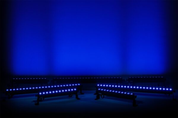 Sonus Bar 4 Barra luminosa RGBW per interni