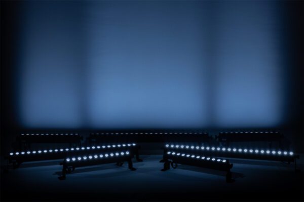 Sonus Bar 4 Barra luminosa RGBW per interni