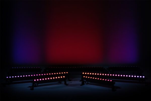 Sonus Bar 4 Barra luminosa RGBW per interni