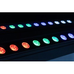 Sonus Bar 4B Barra luminosa RGBW per interni - alimentata a batteria