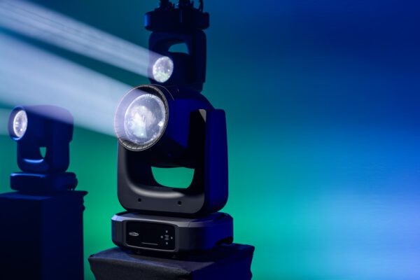 Xpression 2000B - Beam Testa mobile con beam LED da 150 W