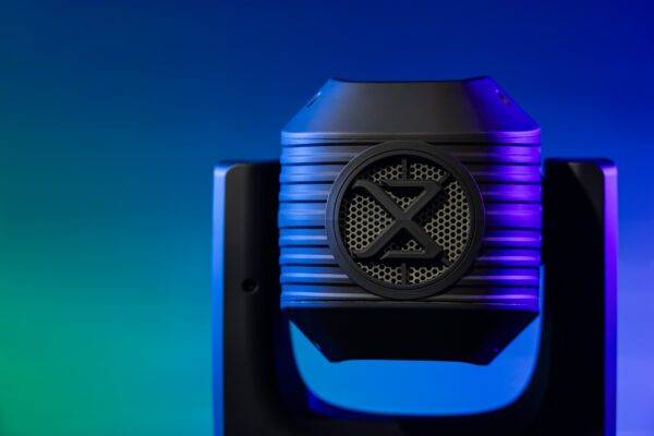 Xpression 2000B - Beam Testa mobile con beam LED da 150 W