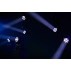 Xpression 2000W - WashBeam Testa mobile wash/beam 7 LED da 40 W