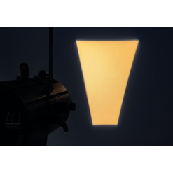 Act Profile 150W RGBAL Compact 150 W RGBAL Theatre LED Profile Profilo LED teatro RGBAL compatto da 150 W