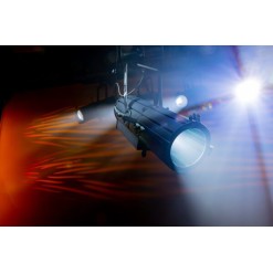 Act Profile 150W RGBAL Compact 150 W RGBAL Theatre LED Profile Profilo LED teatro RGBAL compatto da 150 W