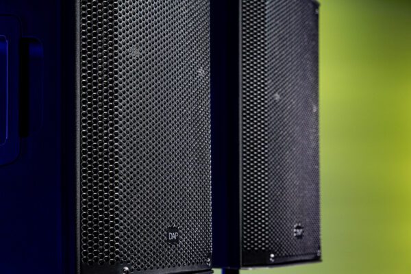 NGA-10A Diffusore attivo da 10” ad alta potenza a gamma completa