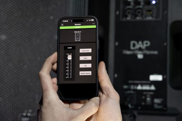 NGA-12A Diffusore attivo da 12” ad alta potenza a gamma completa